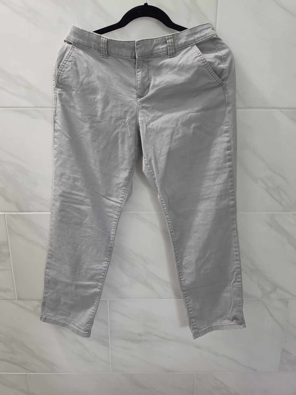 a.n.a Light Gray Women's Chino Crop Pants